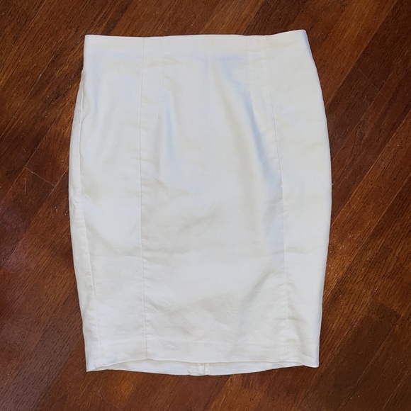 Express Dresses & Skirts - Women’s White Linen Pencil Skirt Express Size 0